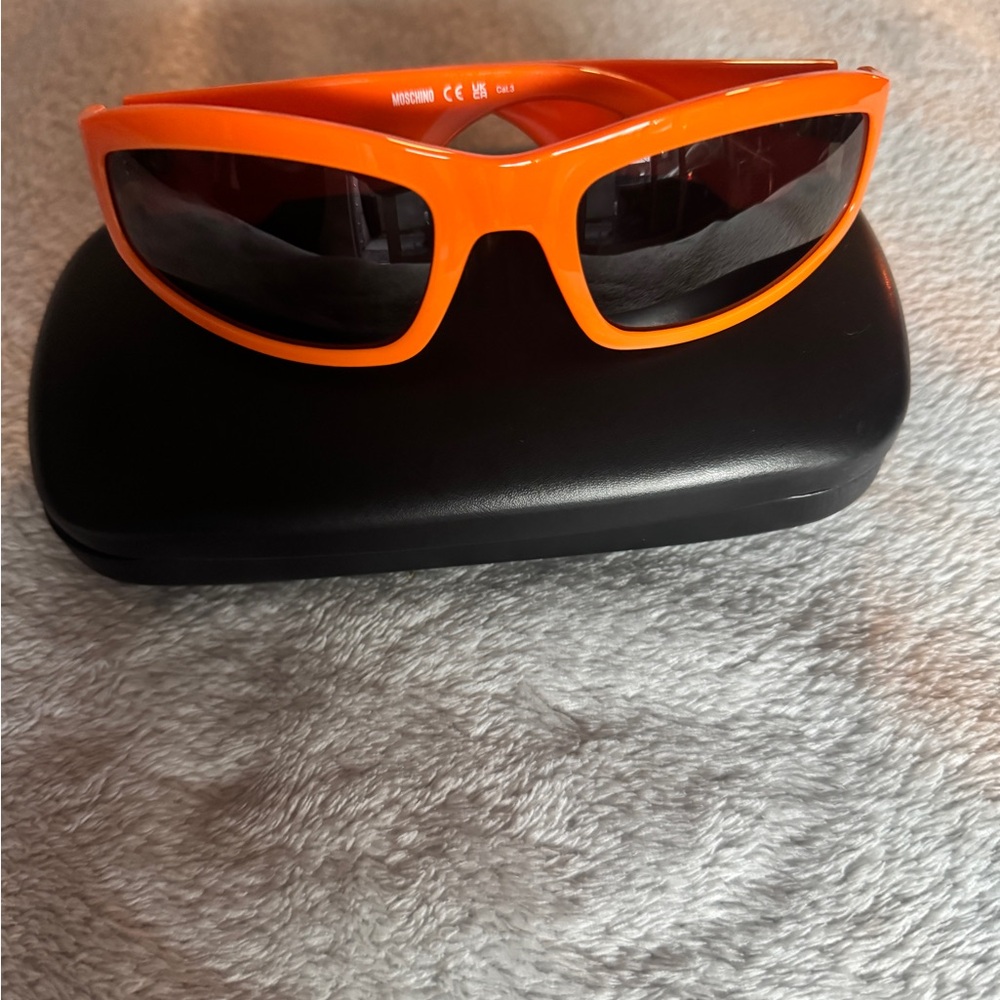 Moschino Orange Sunglasses with Case